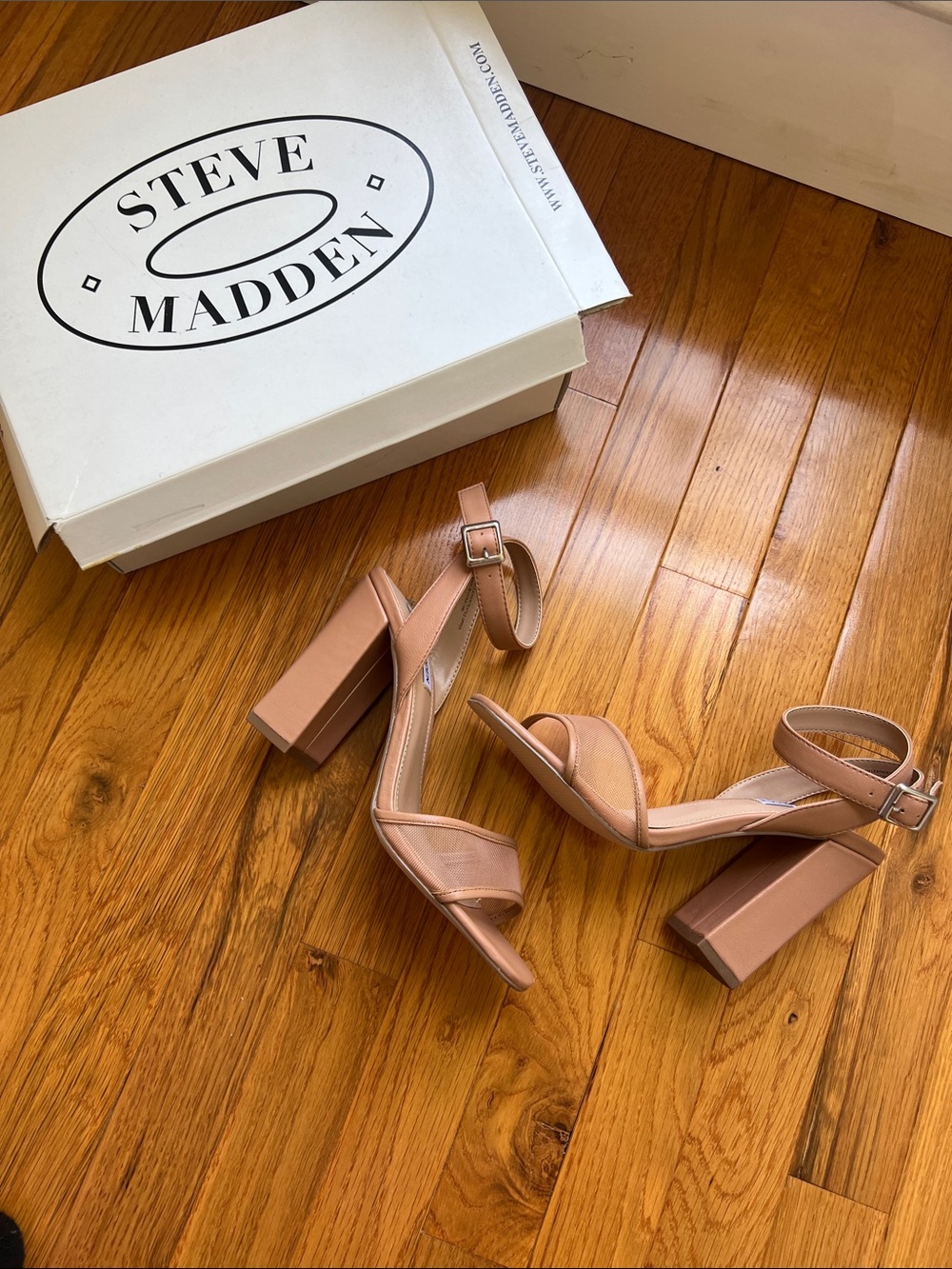 Steve Madden Heel